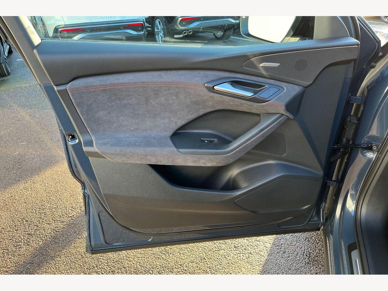 Used Audi Q6 e-tron 2025 for sale - 77972320: Photo 14