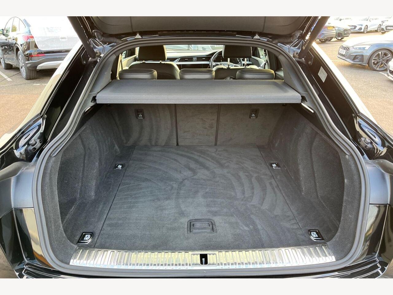 Used Audi e-tron 2022 for sale - 78005107: Photo 12