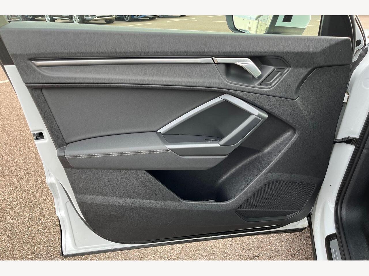 Used Audi Q3 2021 for sale - 76674452: Photo 15