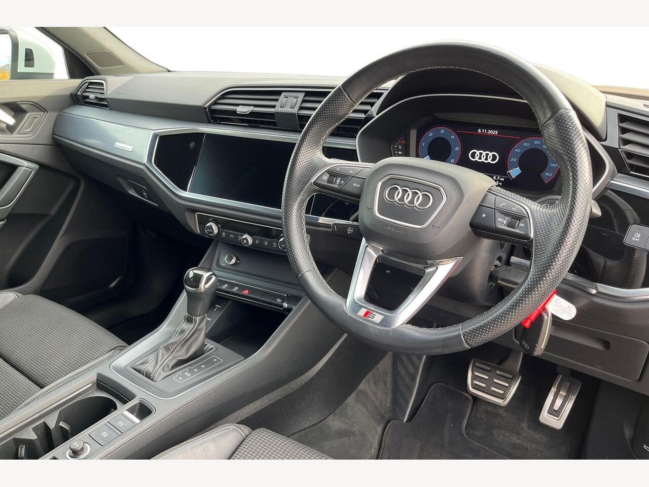 Used Audi Q3 2021 for sale - 76674452: Photo 6