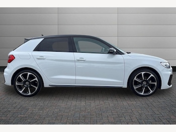 Used Audi A1 2023 for sale - 77855337: Photo
