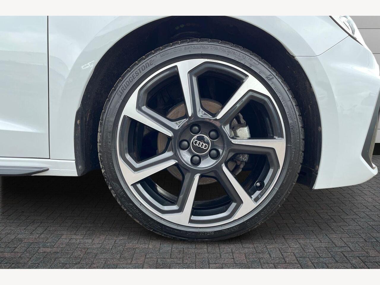 Used Audi A1 2023 for sale - 77855337: Photo 5