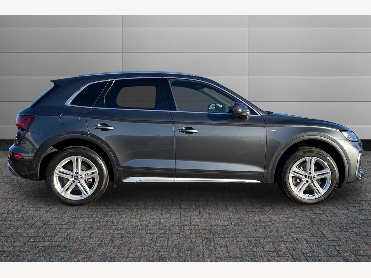 Used Audi Q5 2022 for sale - 76673946: Photo 4