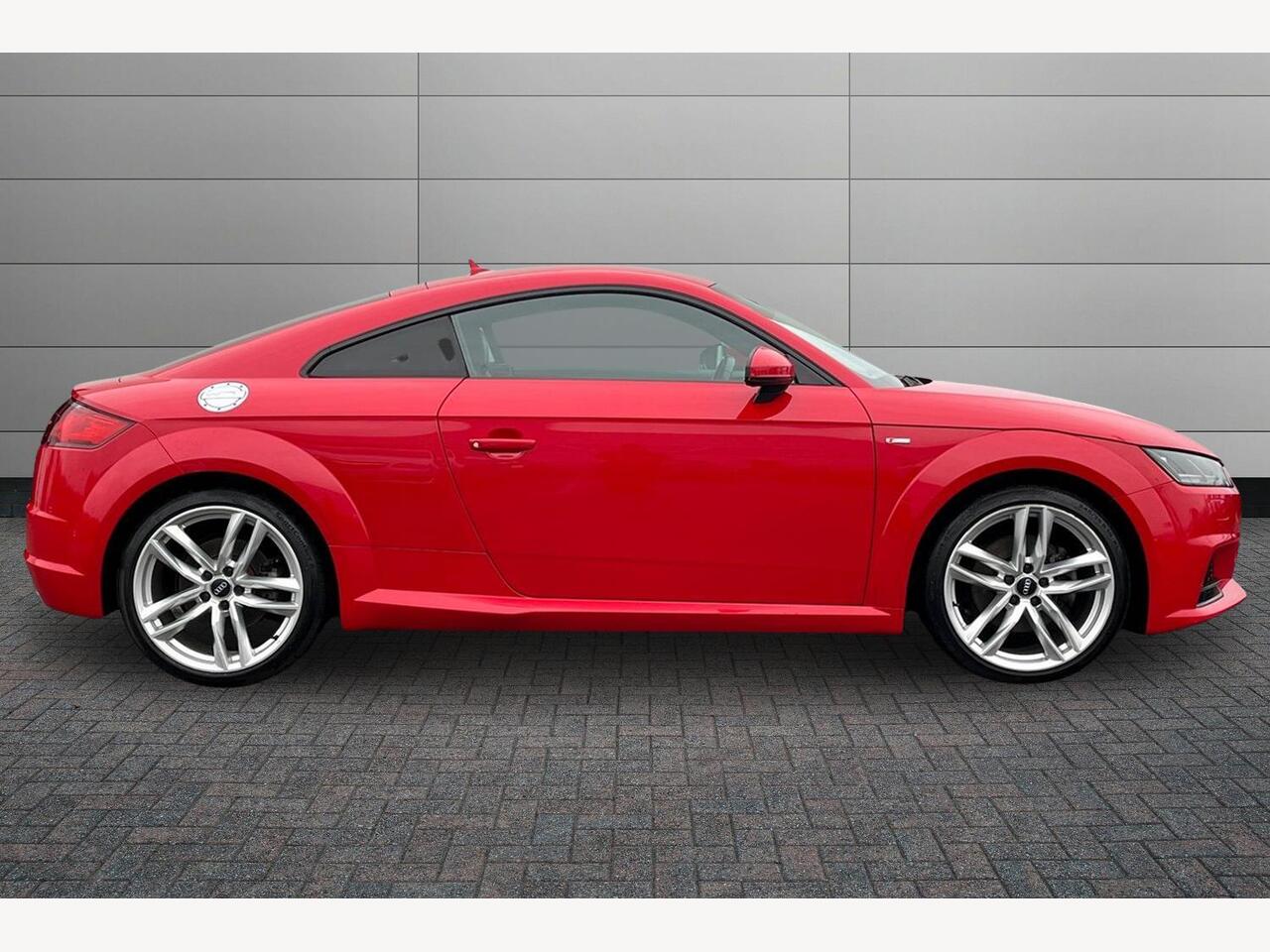Used Audi TT 2017 for sale - 77360377: Photo 4