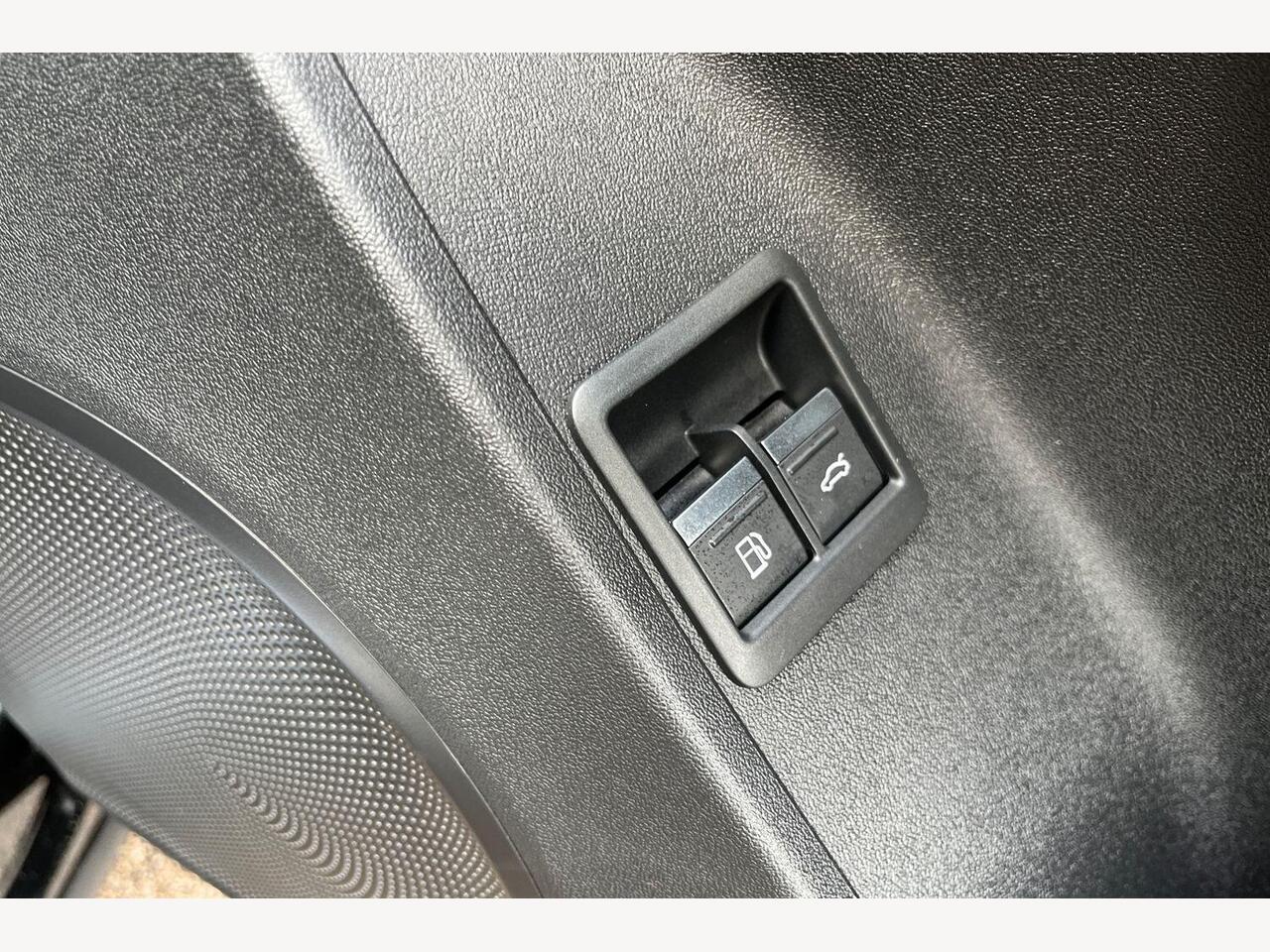 Used Audi Q3 2025 for sale - 77600058: Photo 17