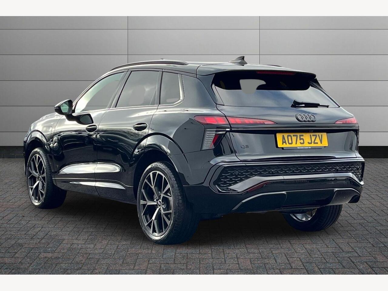 Used Audi Q3 2025 for sale - 77600058: Photo 4