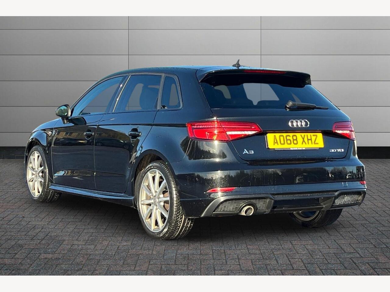 Used Audi A3 2018 for sale - 76954127: Photo 3