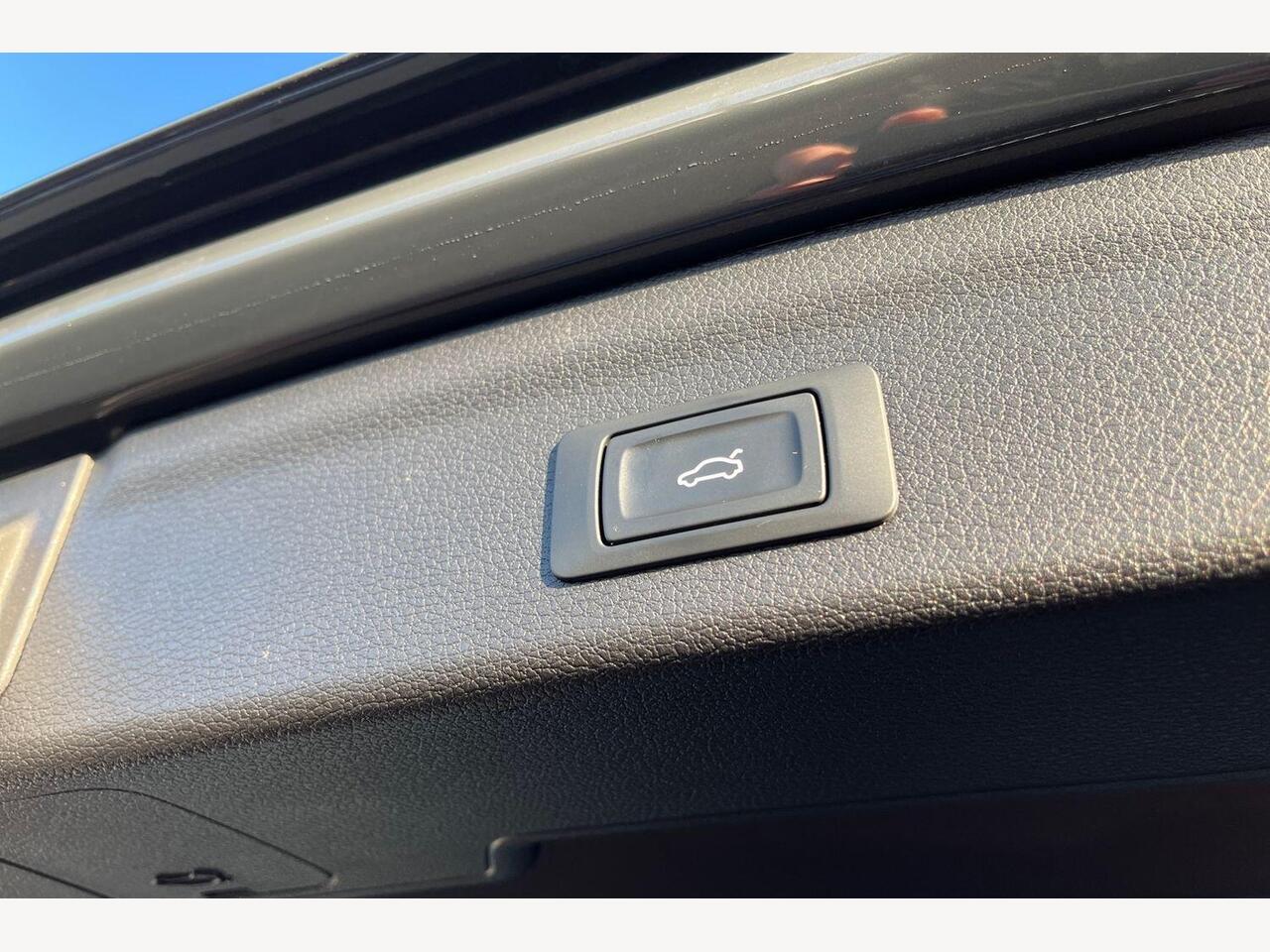 Used Audi Q3 2020 for sale - 76334994: Photo 17