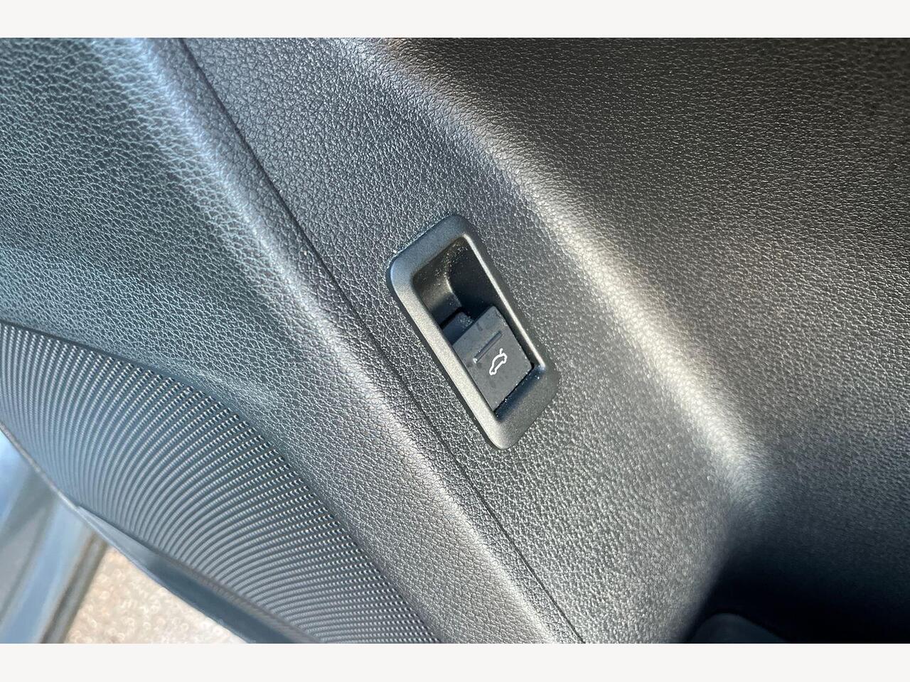 Used Audi Q3 2020 for sale - 76334994: Photo 21
