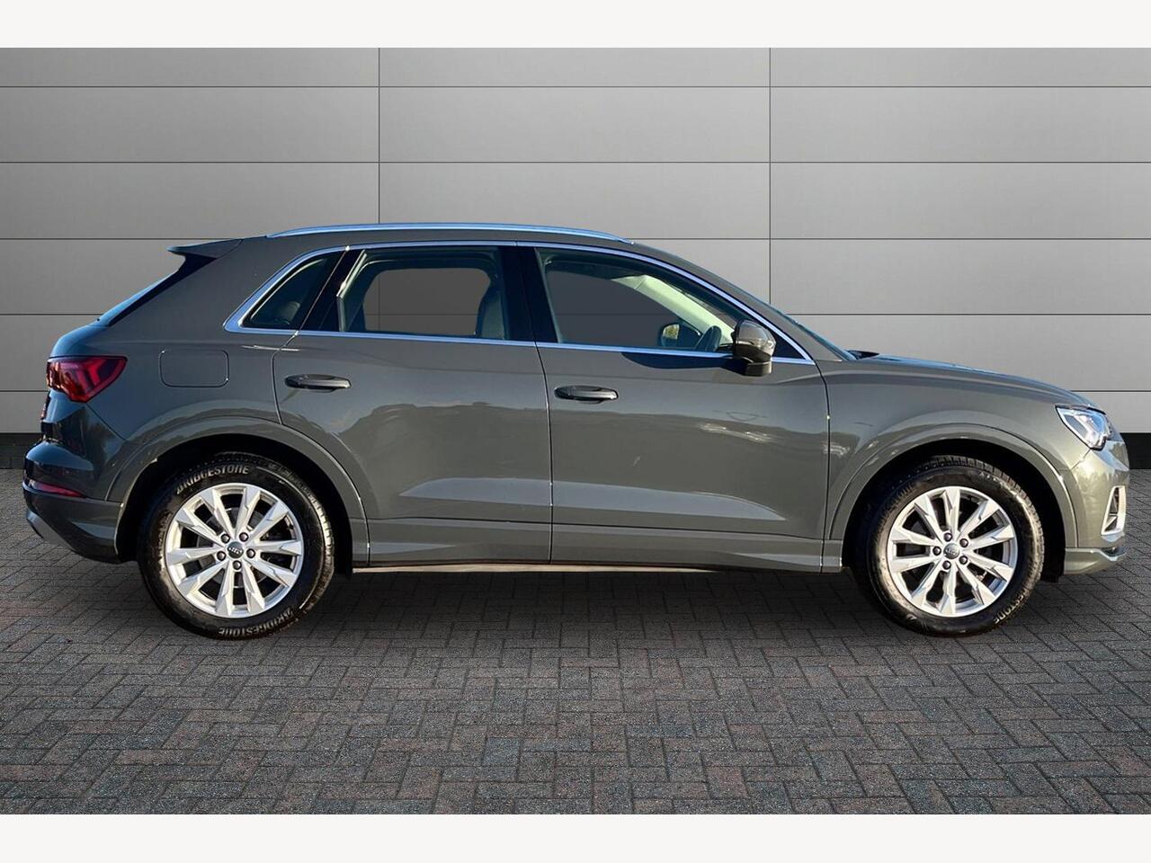 Used Audi Q3 2020 for sale - 76334994: Photo 4