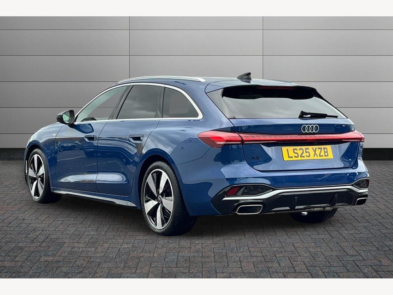 Used Audi A5 2025 for sale - 76679971: Photo 3