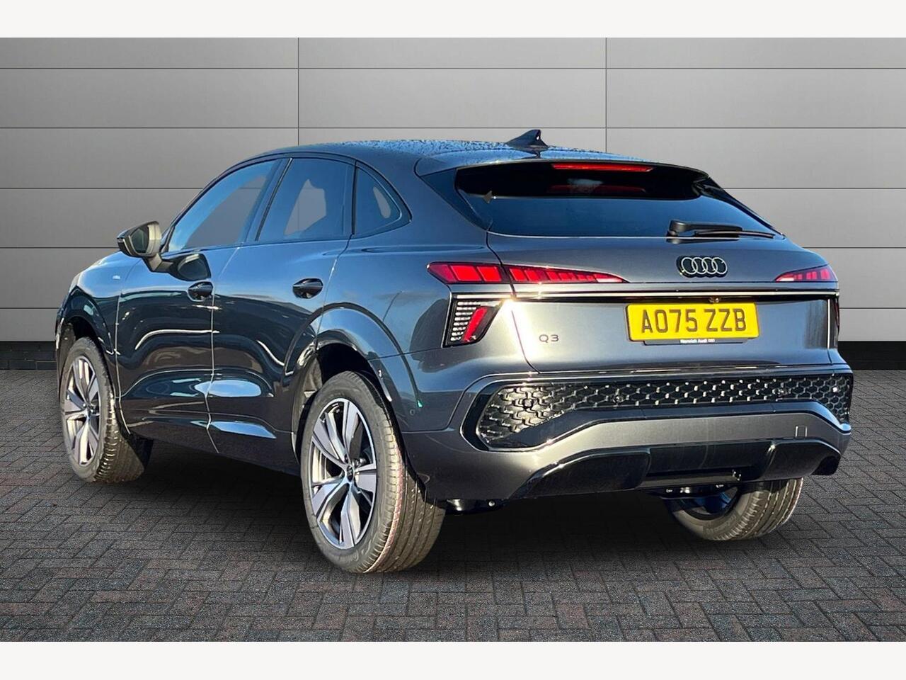 Used Audi Q3 2025 for sale - 78005270: Photo 3