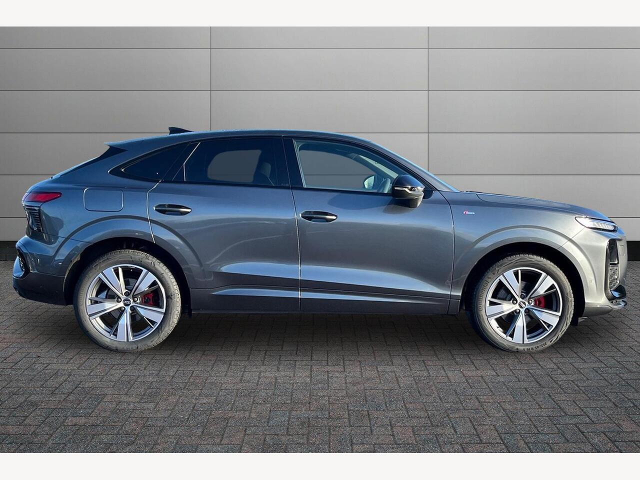 Used Audi Q3 2025 for sale - 78005270: Photo 4