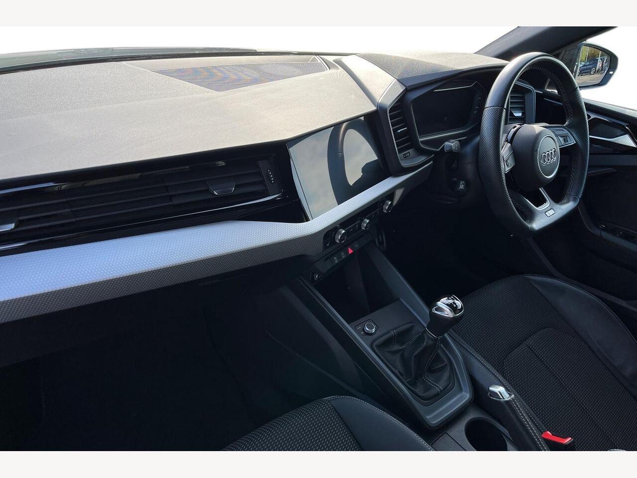 Used Audi A1 2023 for sale - 76675435: Photo 2