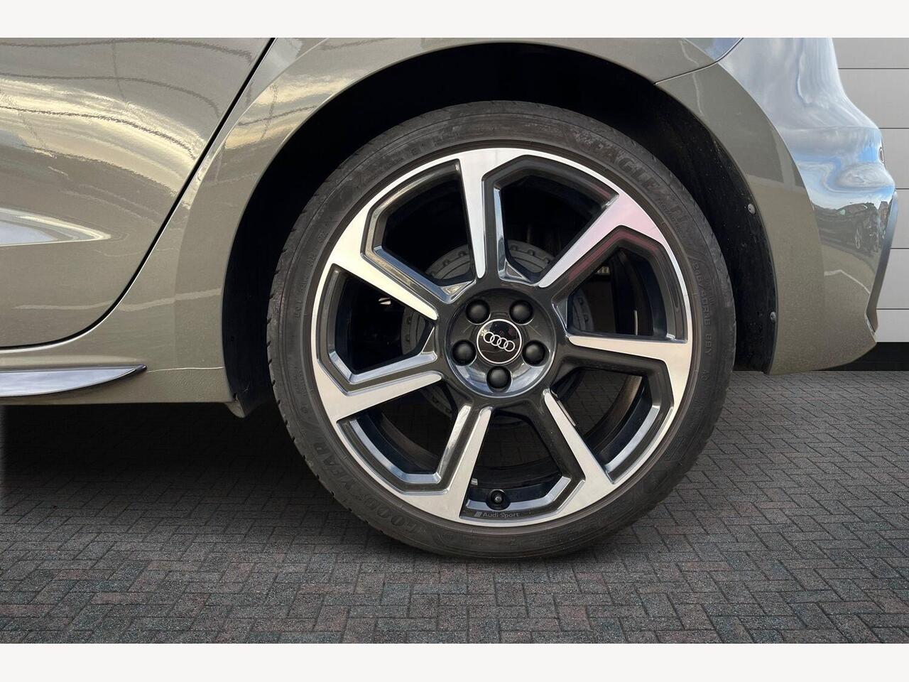 Used Audi A1 2023 for sale - 76675435: Photo 5