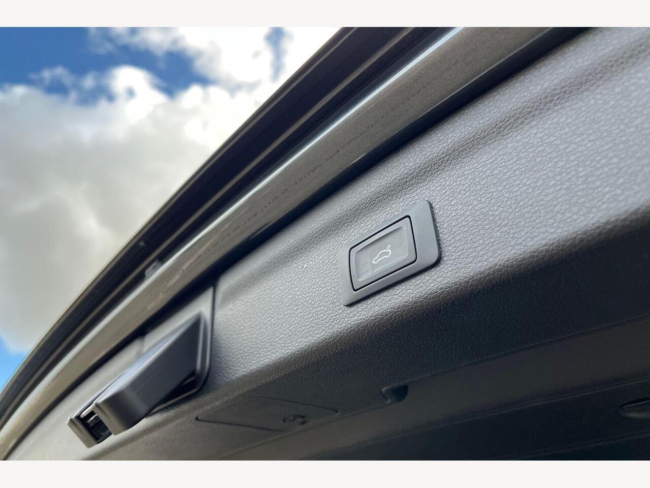 Used Audi Q3 2025 for sale - 78036633: Photo 14