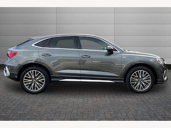 Used Audi Q3 2024 for sale - 77841217: Photo