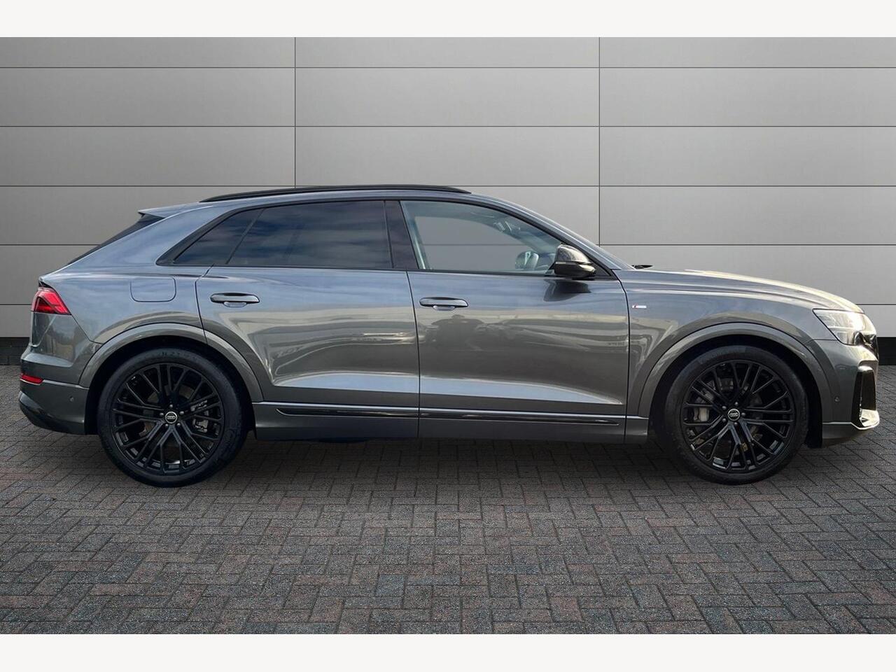 Used Audi Q8 2025 for sale - 76680581: Photo 4