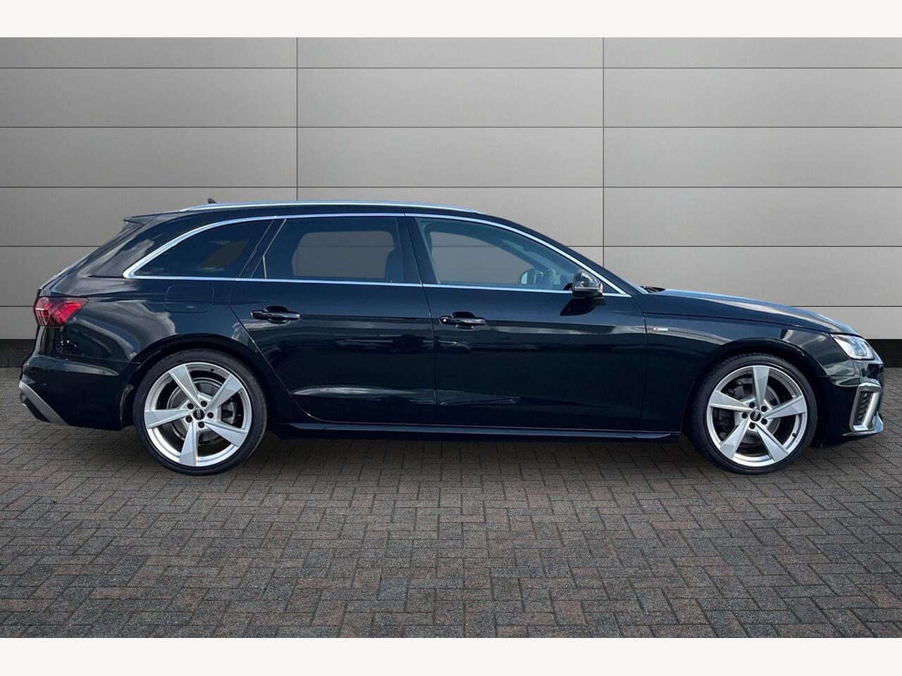 Used Audi A4 2023 for sale - 76676696: Photo 4