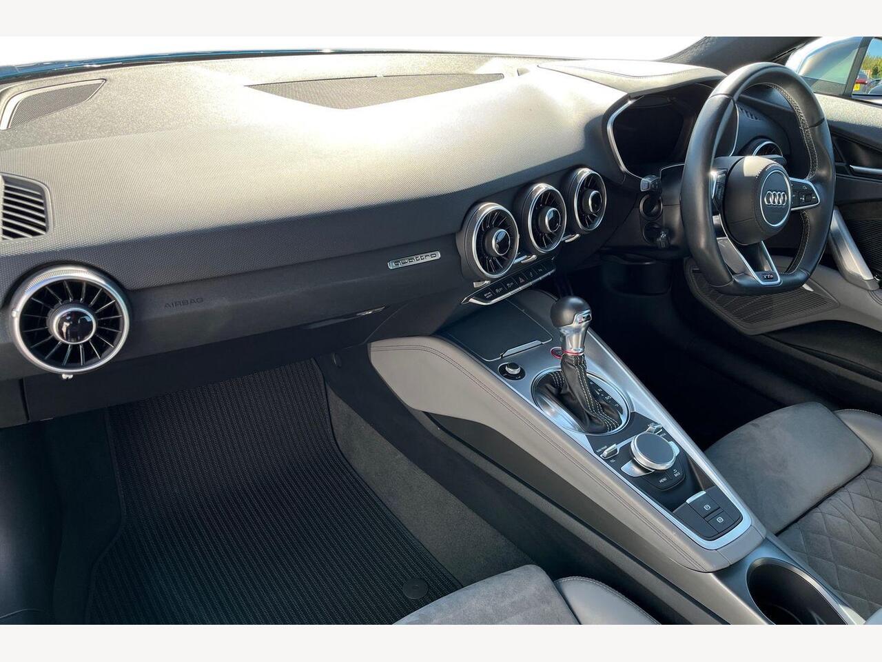 Used Audi TT 2017 for sale - 78169196: Photo 2