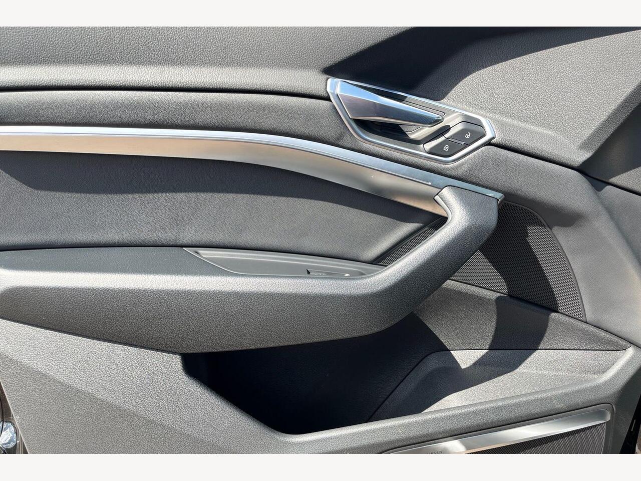 Used Audi e-tron 2022 for sale - 76674766: Photo 15