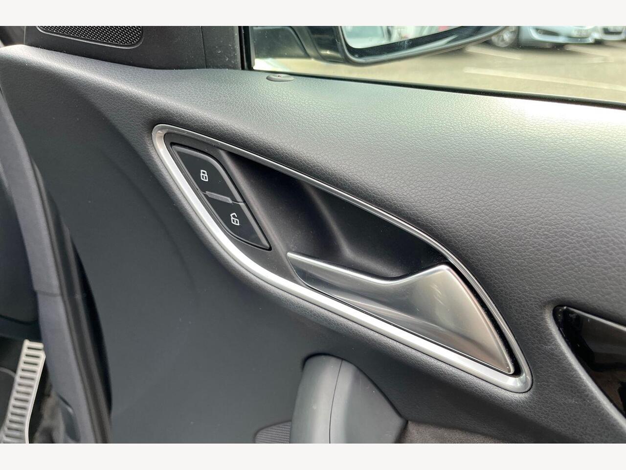 Used Audi Q3 2018 for sale - 76673460: Photo 19