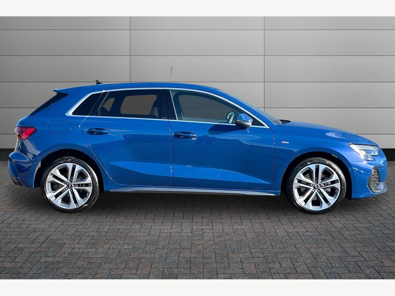 Used Audi A3 2025 for sale - 76680628: Photo 4