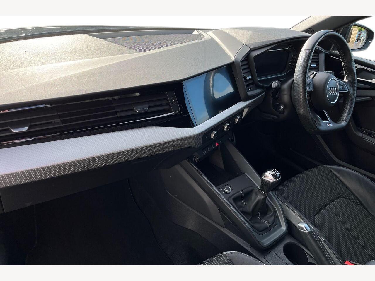 Used Audi A1 2019 for sale - 76400358: Photo 2