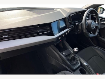 Used Audi A1 2019 for sale - 76400358: Photo