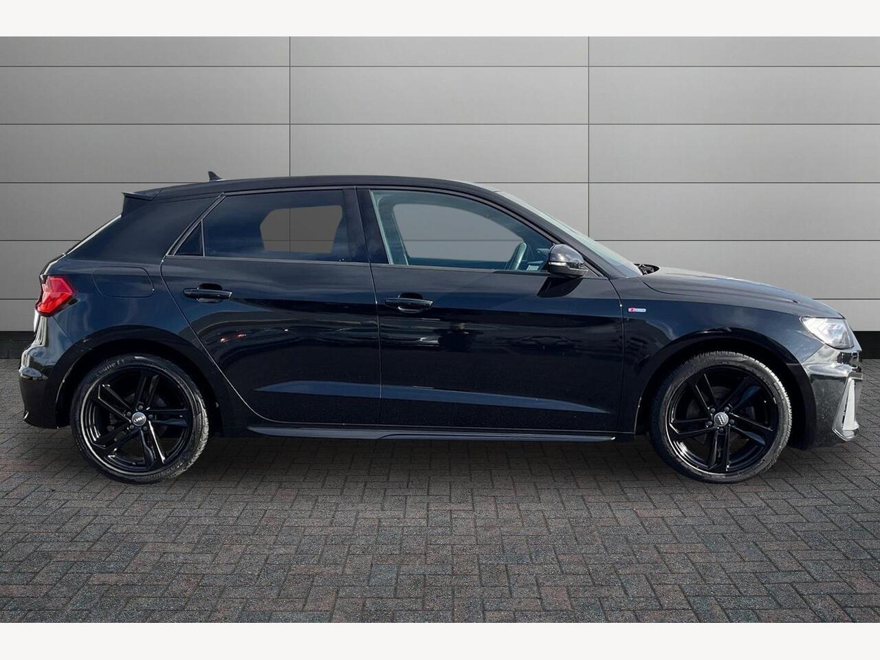 Used Audi A1 2019 for sale - 76400358: Photo 4