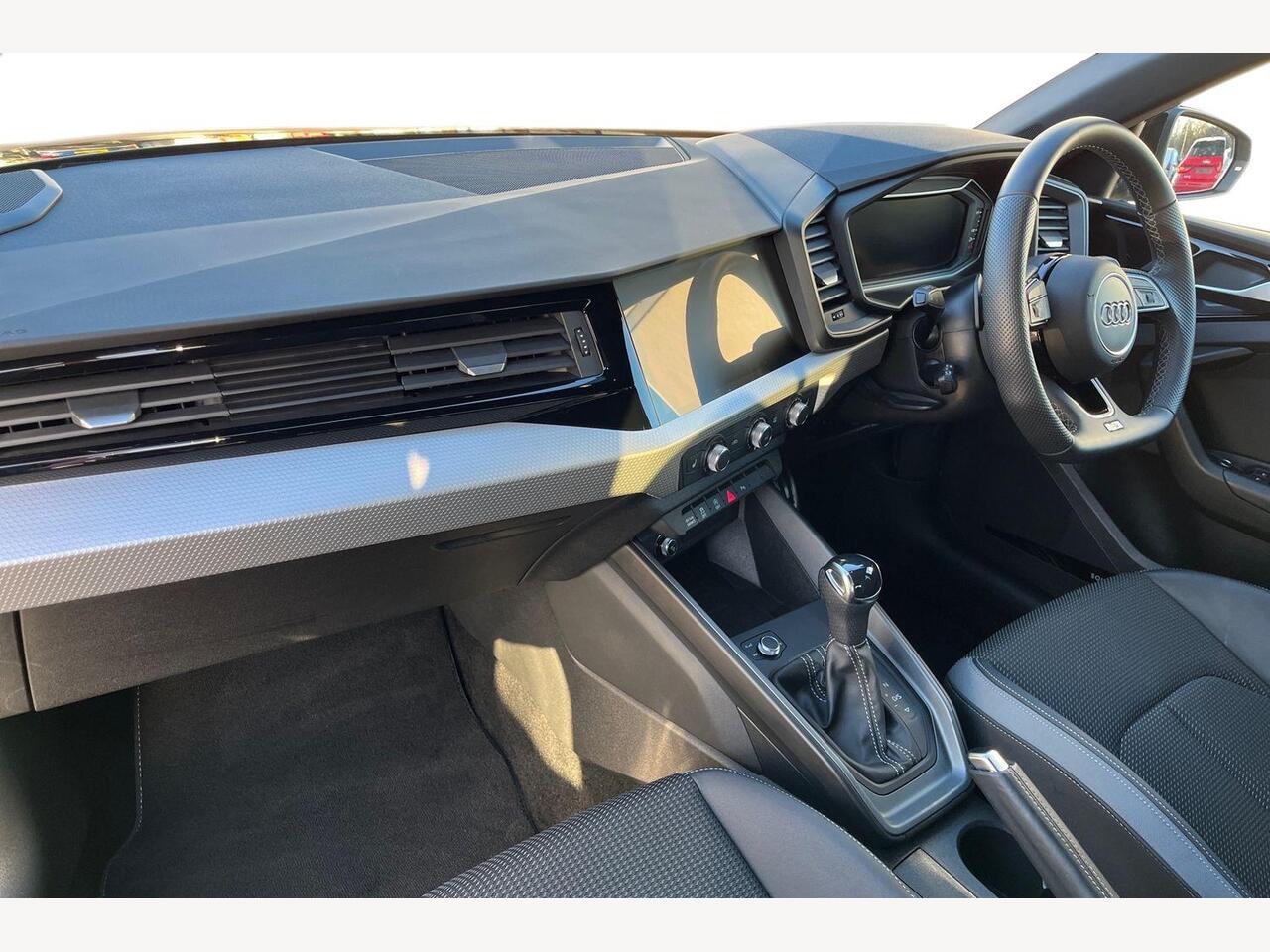 Used Audi A1 2024 for sale - 76703864: Photo 2