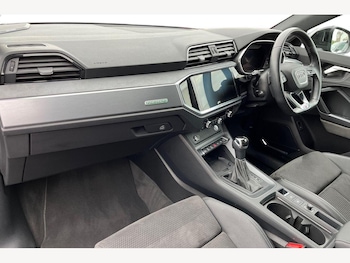 Used Audi Q3 2020 for sale - 78446377: Photo