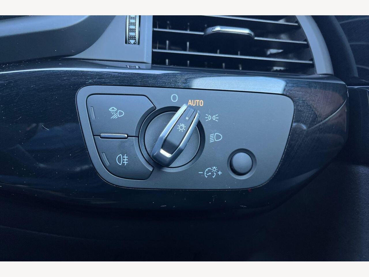 Used Audi A4 2019 for sale - 78158907: Photo 20