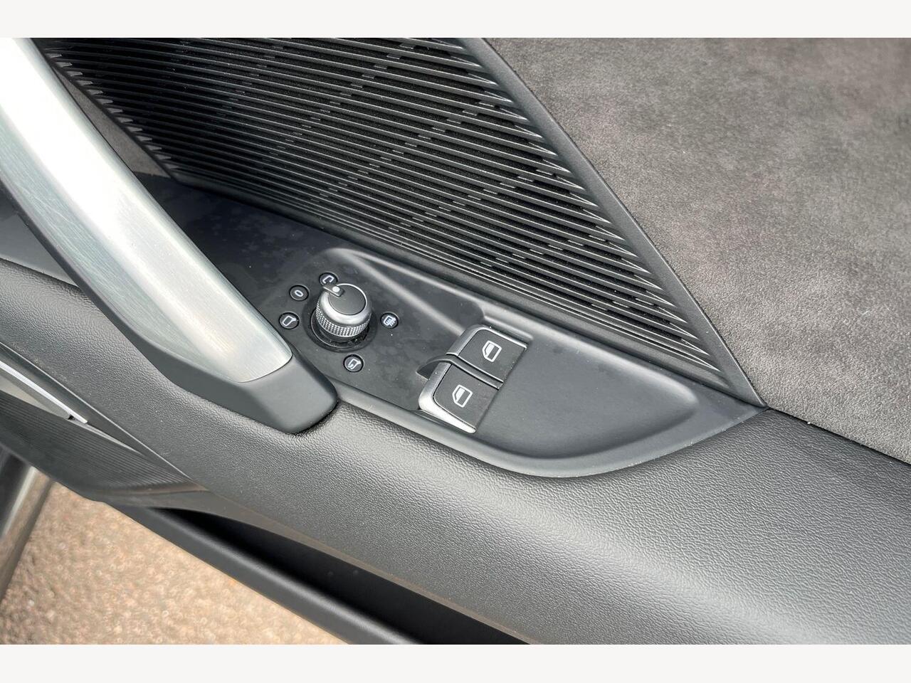 Used Audi TT 2022 for sale - 76675656: Photo 16