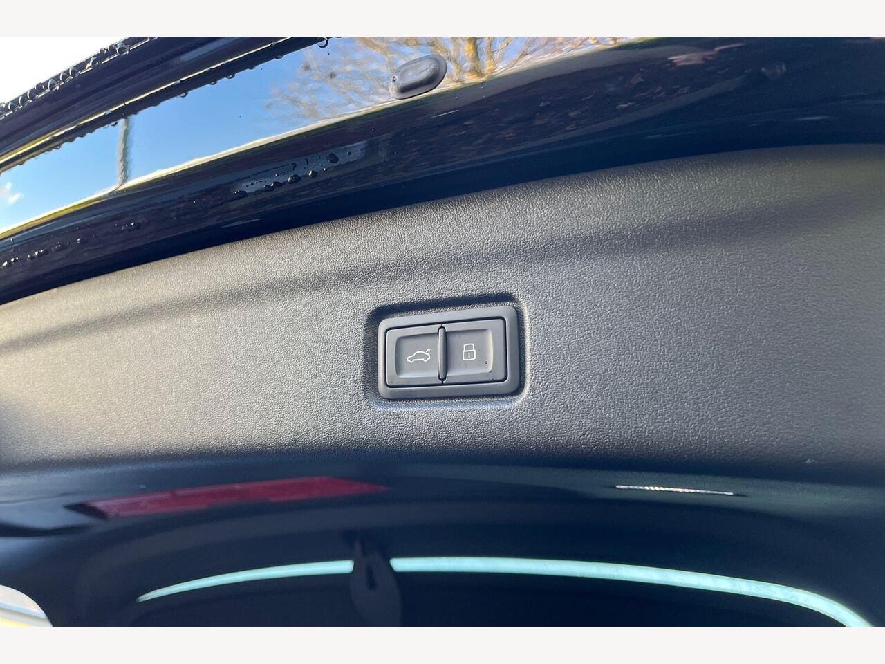 Used Audi Q6 e-tron 2025 for sale - 78004931: Photo 13