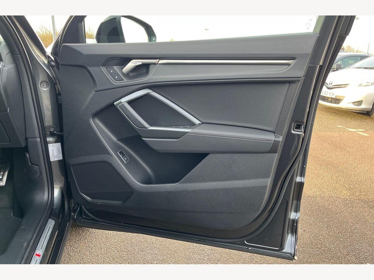 Used Audi Q3 2025 for sale - 77685573: Photo 14