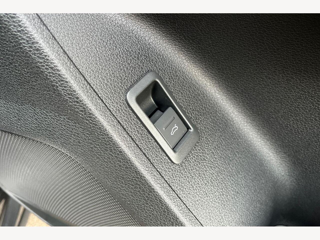 Used Audi Q3 2025 for sale - 77685573: Photo 17