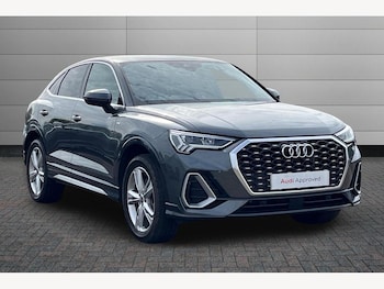 Used Audi Q3 2023 for sale - 78202382: Photo