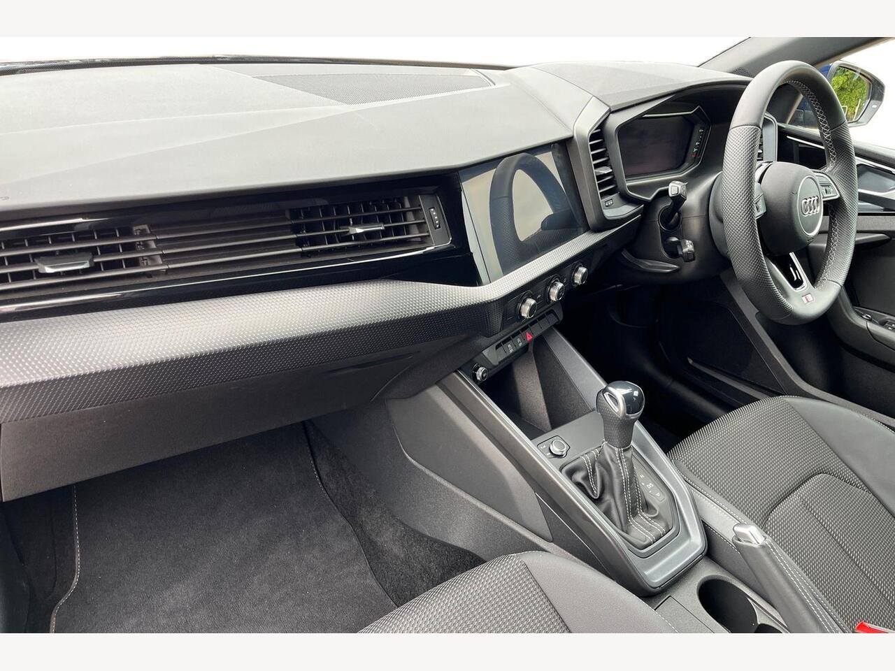 Used Audi A1 2024 for sale - 76677036: Photo 2