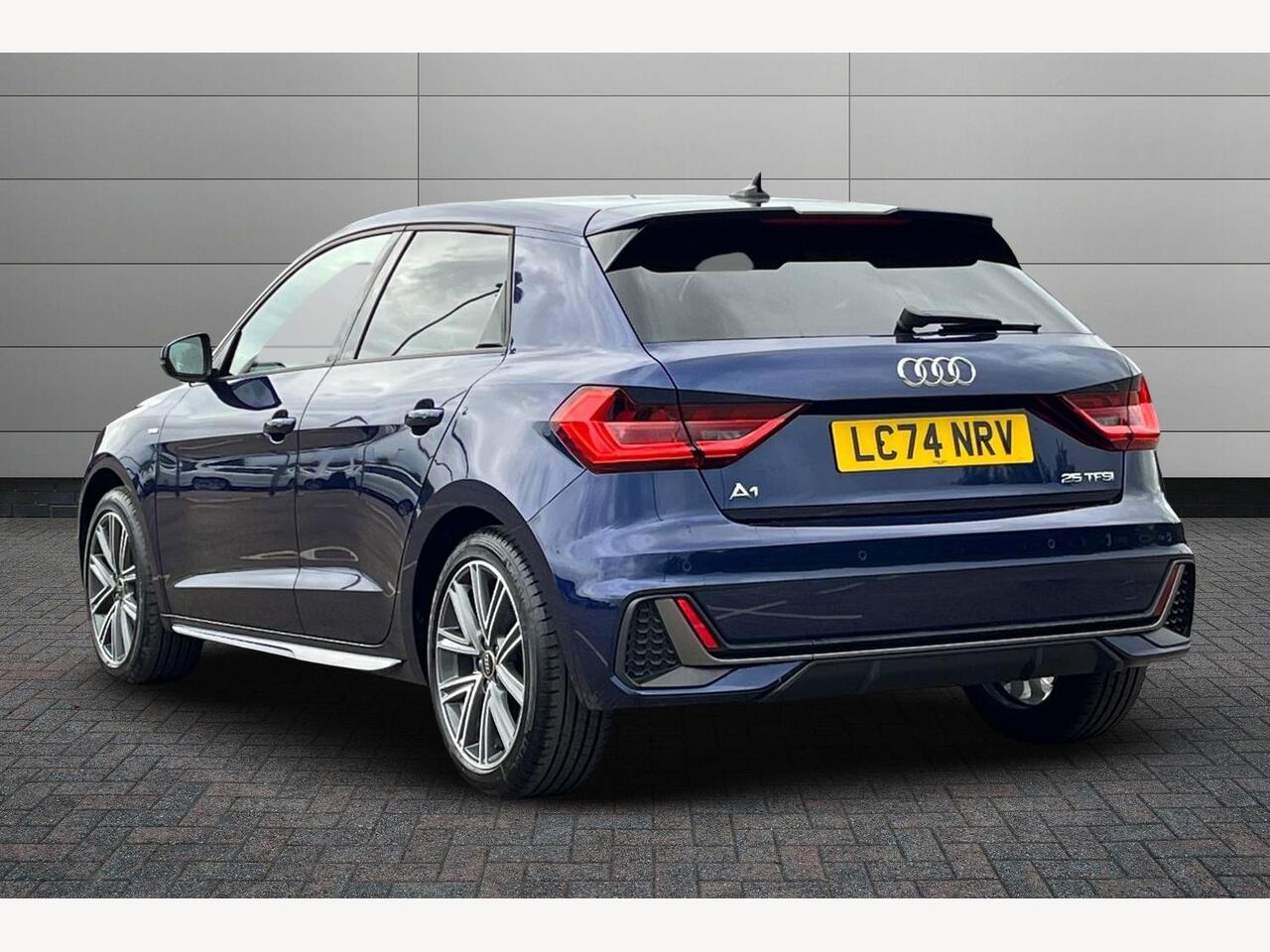 Used Audi A1 2024 for sale - 76677036: Photo 3
