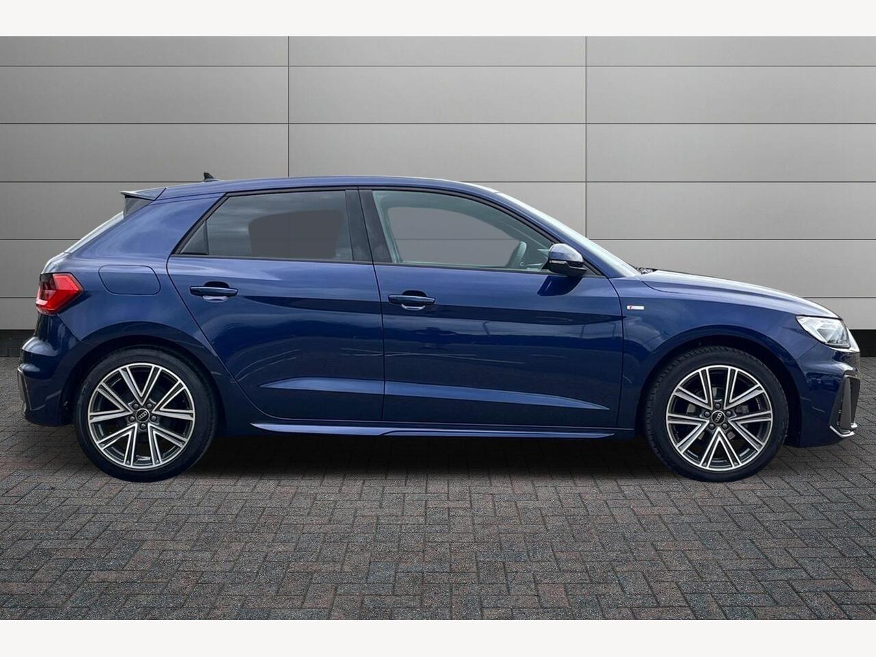 Used Audi A1 2024 for sale - 76677036: Photo 4