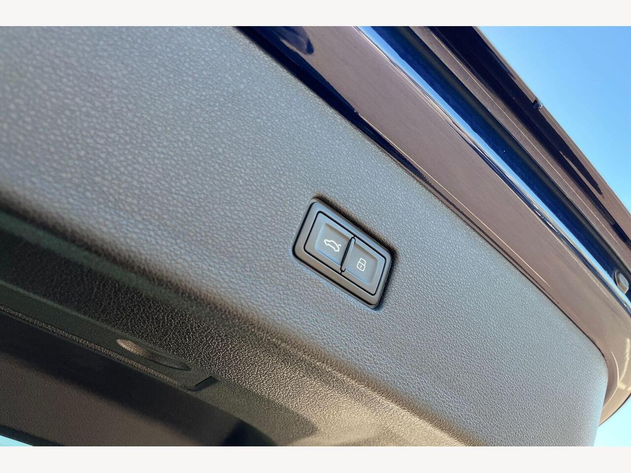 Used Audi Q8 2022 for sale - 78158851: Photo 13