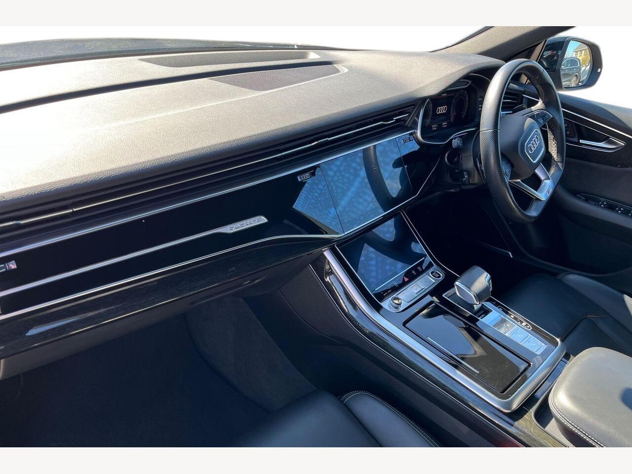 Used Audi Q8 2022 for sale - 78158851: Photo 2