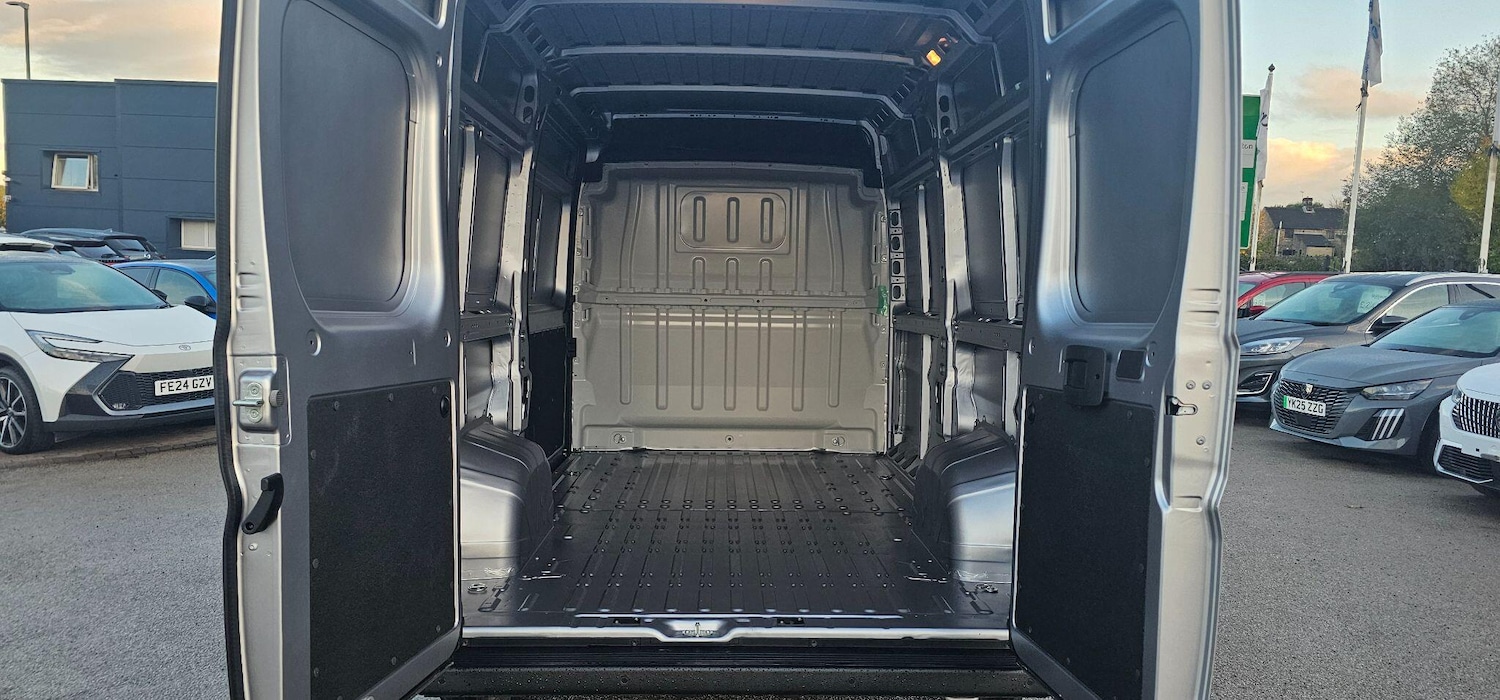 Used Peugeot Boxer 2025 for sale - 76499144: Photo 17