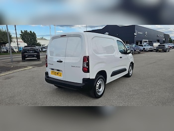 Used Citroen Berlingo 2025 for sale - 76498527: Photo
