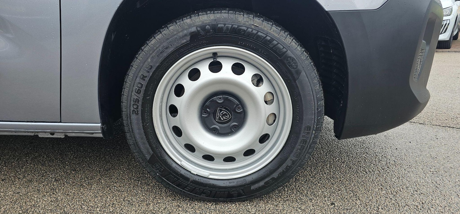 Used Peugeot Partner 2025 for sale - 76499012: Photo 9