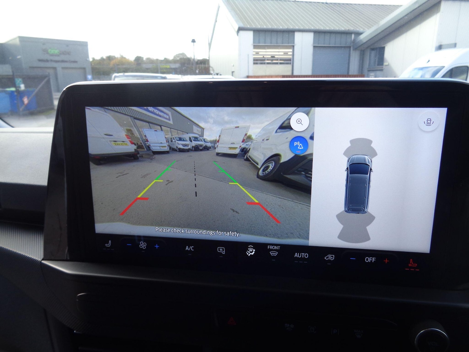 Used Ford Transit Custom 2024 for sale - 76512569: Photo 24