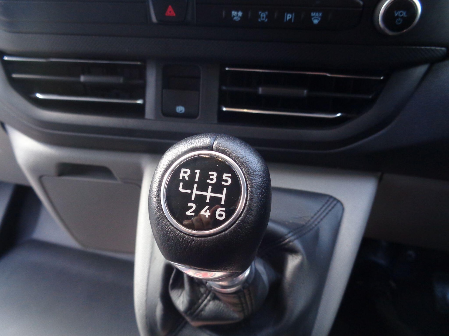 Used Ford Transit Custom 2024 for sale - 76512569: Photo 26