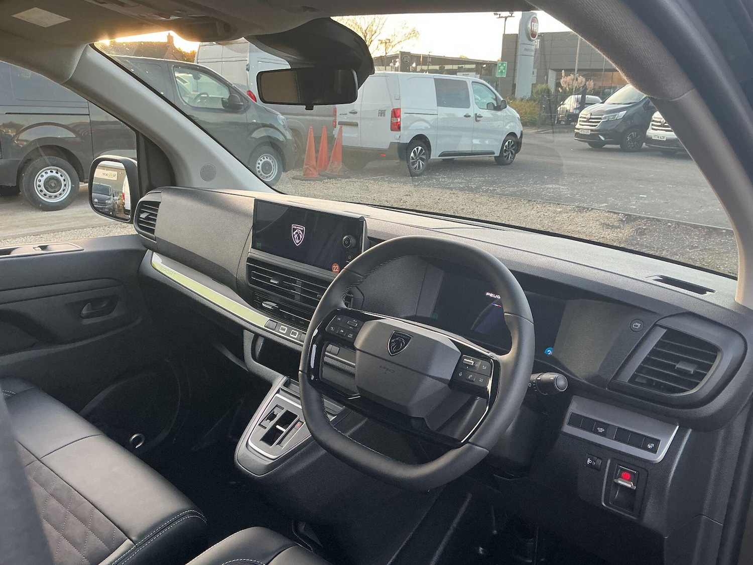 Used Peugeot Expert 2025 for sale - 76499010: Photo 24