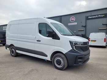 Renault Master feature image